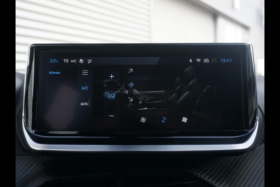Peugeot 2008 1.2 TURBO 100 Allure | Navigatie Pro | Parkpilots / Camera |