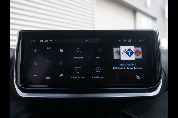 Peugeot 2008 1.2 TURBO 100 Allure | Navigatie Pro | Parkpilots / Camera |