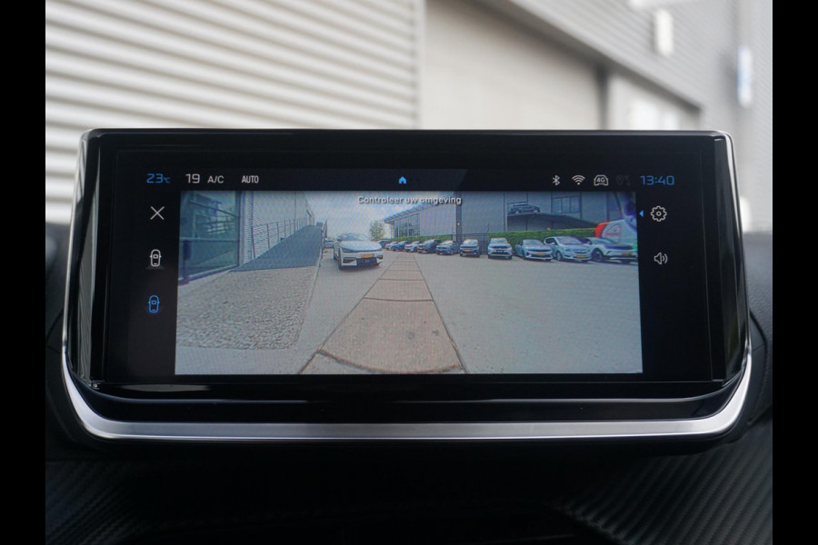 Peugeot 2008 1.2 TURBO 100 Allure | Navigatie Pro | Parkpilots / Camera |