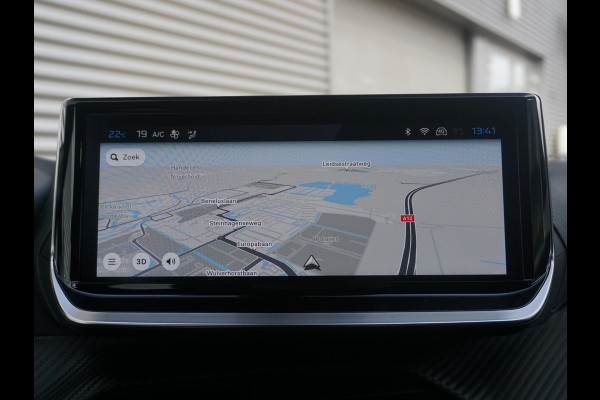 Peugeot 2008 1.2 TURBO 100 Allure | Navigatie Pro | Parkpilots / Camera |