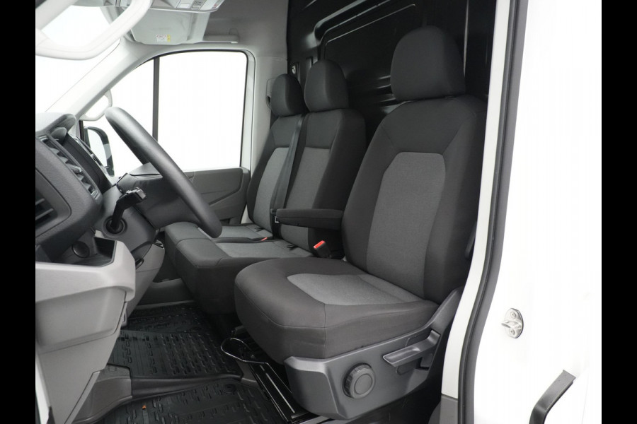 Volkswagen Crafter 30 2.0 TDI L3H2 Economy Business Navi via App Camera Airco Cruise