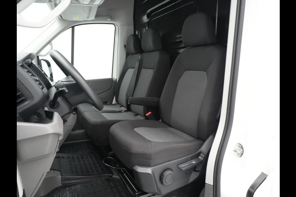Volkswagen Crafter 30 2.0 TDI L3H2 Economy Business Navi via App Camera Airco Cruise