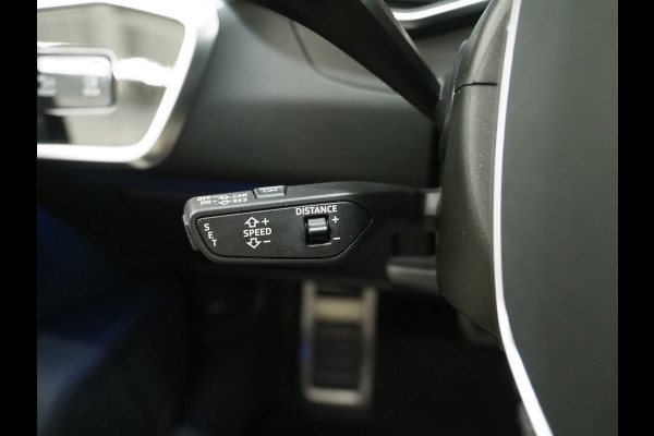 Audi A6 Avant 55 TFSI e quattro Competition Black | Panoramadak | B&O | Keyless | Adaptive Cruise | Camera | Carplay