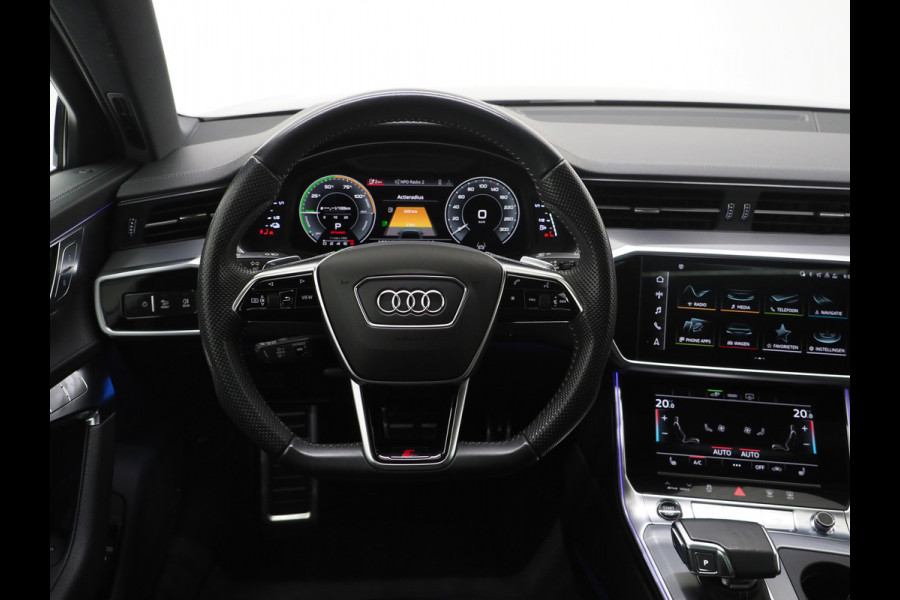 Audi A6 Avant 55 TFSI e quattro Competition Black | Panoramadak | B&O | Keyless | Adaptive Cruise | Camera | Carplay