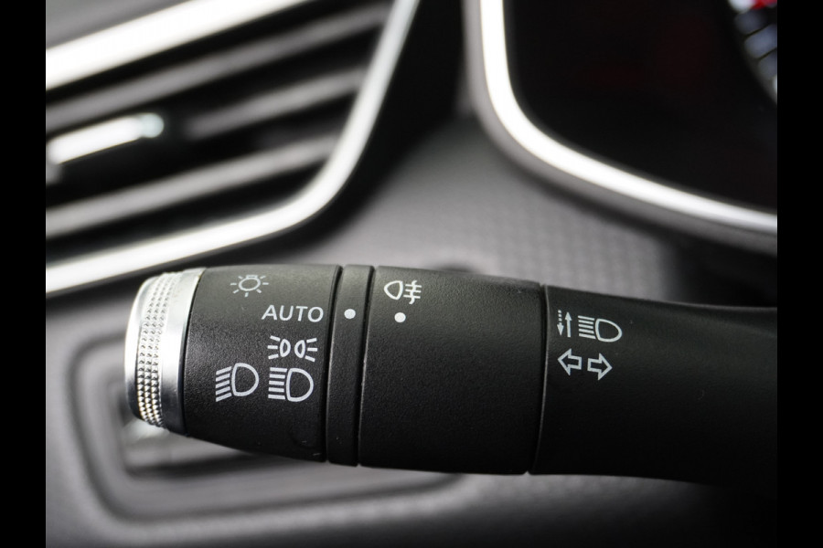 Renault Clio T92PK Zen Apple Carplay Android Auto Mirror-Link Airco Cruise Control Bluetooth 1.0TCe Led Spoorassistent Connected services Verkeersbord detectie Lmv 16" 100% Dealeronderhouden Nederlandse Auto NIEUWE MODEL