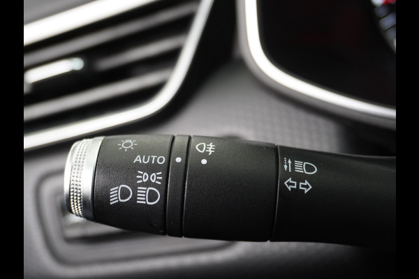 Renault Clio T92PK Zen Apple Carplay Android Auto Mirror-Link Airco Cruise Control Bluetooth 1.0TCe Led Spoorassistent Connected services Verkeersbord detectie Lmv 16" 100% Dealeronderhouden Nederlandse Auto NIEUWE MODEL