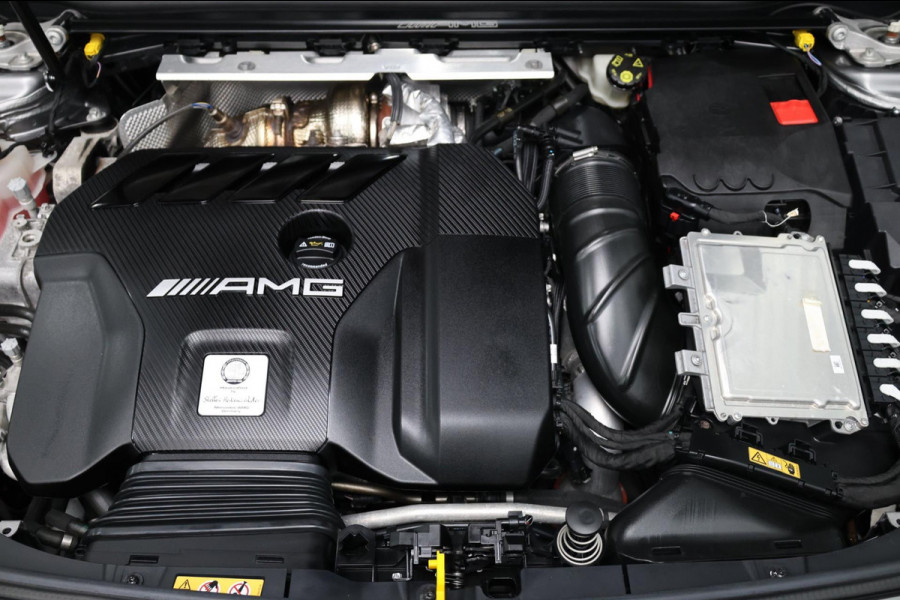 Mercedes-Benz A-Klasse AMG 45 S 4MATIC+ MATT/MULTIBEAM/VIRTUAL/SFEER/KUIP+LEER+S.VERWARMING+MEMORY/19"/ACC/ECC/12 MND GARANTIE!