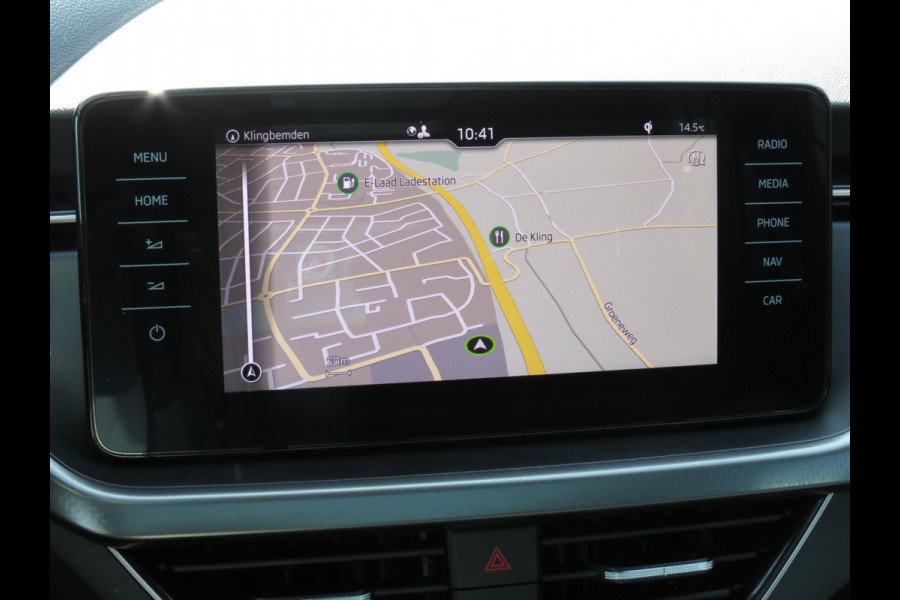 Škoda Kamiq 1.0 TSI Business Edition AUTOMAAT | PANORAMADAK | 18 INCH VELGEN | APPLE CARPLAY | SOUND SYSTEM | DAB+ | KEYLESS |