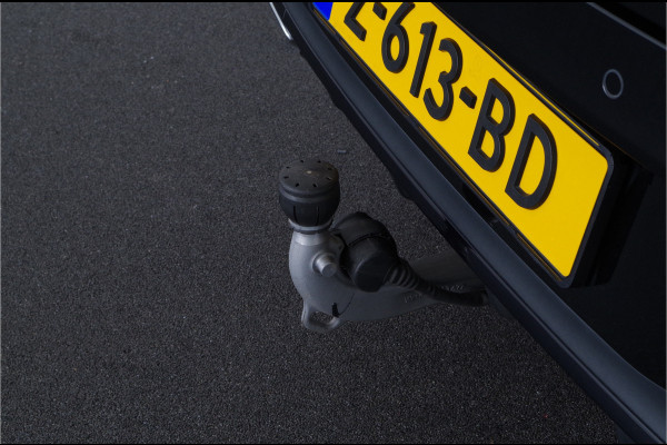 Mercedes-Benz CLA-Klasse Shooting Brake 250 e AMG Line > 218pk/Pano.schuif/Matrix LED/Memory/AMG velgen/trekhaak...