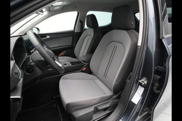 Seat Leon 1.0 TSI 110pk Style Business Intense Trekhaak Navigatie Camera Acc 23