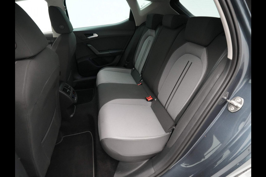 Seat Leon 1.0 TSI 110pk Style Business Intense Trekhaak Navigatie Camera Acc 23