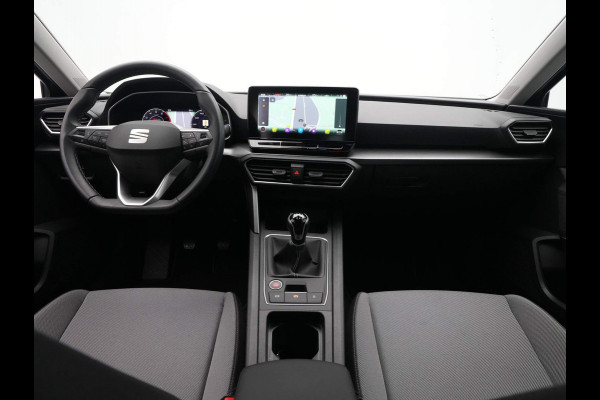 Seat Leon 1.0 TSI 110pk Style Business Intense Trekhaak Navigatie Camera Acc 23