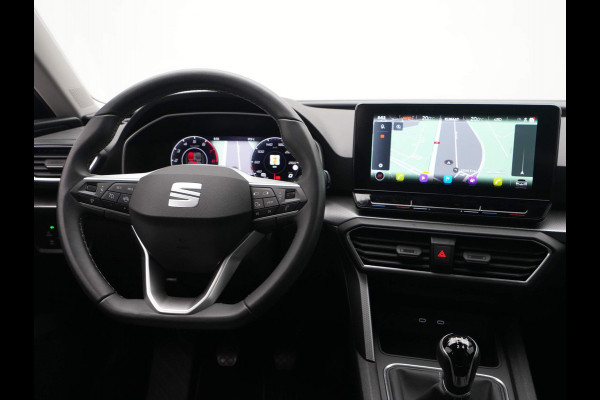 Seat Leon 1.0 TSI 110pk Style Business Intense Trekhaak Navigatie Camera Acc 23