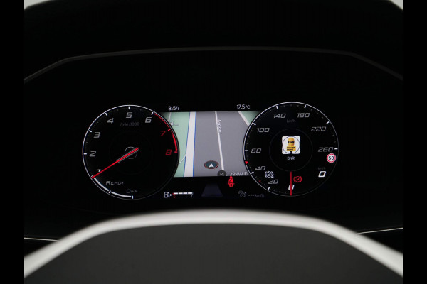 Seat Leon 1.0 TSI 110pk Style Business Intense Trekhaak Navigatie Camera Acc 23