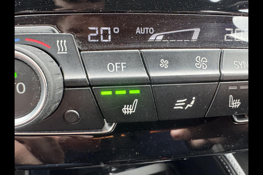 BMW X1 sDrive18i High Executive | Navigatie | Parkeersensoren | Afneembare Trekhaak | Elektrische Achterklep |