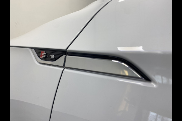 Audi A5 Sportback 40 TFSI quattro S edition Competition Panoramadak CruiseControl Navigatie 20'lmv VCP