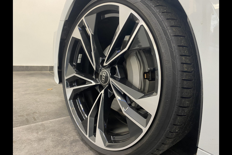 Audi A5 Sportback 40 TFSI quattro S edition Competition Panoramadak CruiseControl Navigatie 20'lmv VCP