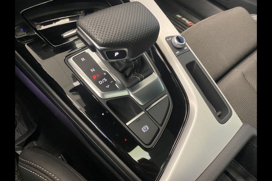 Audi A5 Sportback 40 TFSI quattro S edition Competition Panoramadak CruiseControl Navigatie 20'lmv VCP