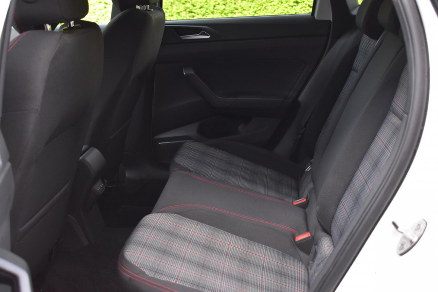 Volkswagen Polo 2.0 TSI GTI Lane Virtual Clima DCC Stoel.vw