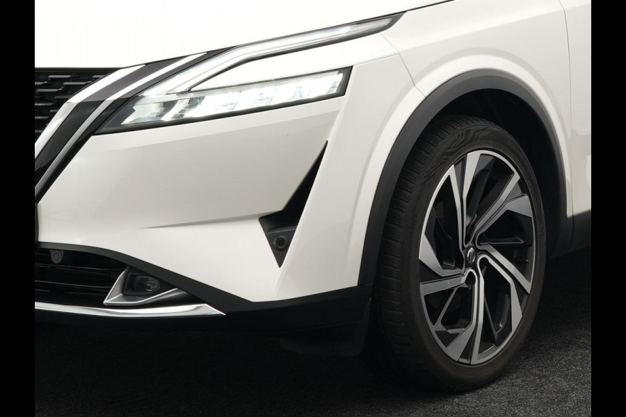 Nissan QASHQAI 1.3 MHEV Tekna Plus | Panoramadak | Lederen Bekleding & Massage | 360 Camera | Head Up Display  | 20 L.M.