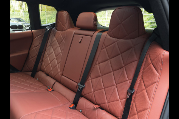 BMW iX M60 - Bowers & Wilkins - M-Stuurwiel - Pano