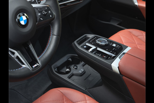 BMW iX M60 - Bowers & Wilkins - M-Stuurwiel - Pano