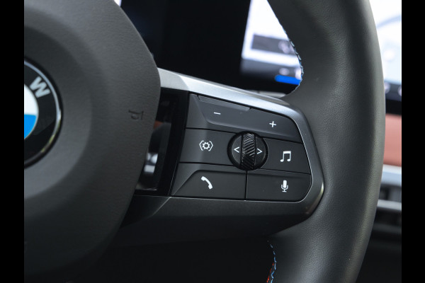 BMW iX M60 - Bowers & Wilkins - M-Stuurwiel - Pano