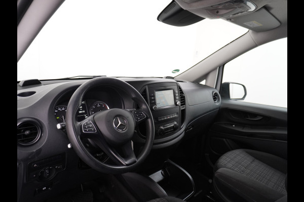 Mercedes-Benz Vito 2.2D 114CDI AUT-7 136PK XL Navi Camera Airco Cruise Control Bluetooth Licht-/regensensor 114CDI Extra Lang Betonplex Vloer Wandbetimmering Schuifdeur links Parkeer-assistent 1e Eigenaar Euro 6 2.000kg trekvermogen!
