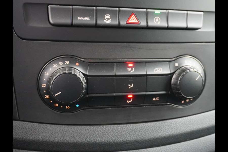 Mercedes-Benz Vito 2.2D 114CDI AUT-7 136PK XL Navi Camera Airco Cruise Control Bluetooth Licht-/regensensor 114CDI Extra Lang Betonplex Vloer Wandbetimmering Schuifdeur links Parkeer-assistent 1e Eigenaar Euro 6 2.000kg trekvermogen!