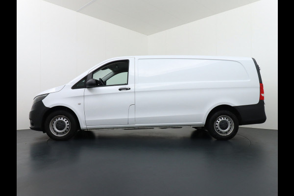 Mercedes-Benz Vito 2.2D 114CDI AUT-7 136PK XL Navi Camera Airco Cruise Control Bluetooth Licht-/regensensor 114CDI Extra Lang Betonplex Vloer Wandbetimmering Schuifdeur links Parkeer-assistent 1e Eigenaar Euro 6 2.000kg trekvermogen!