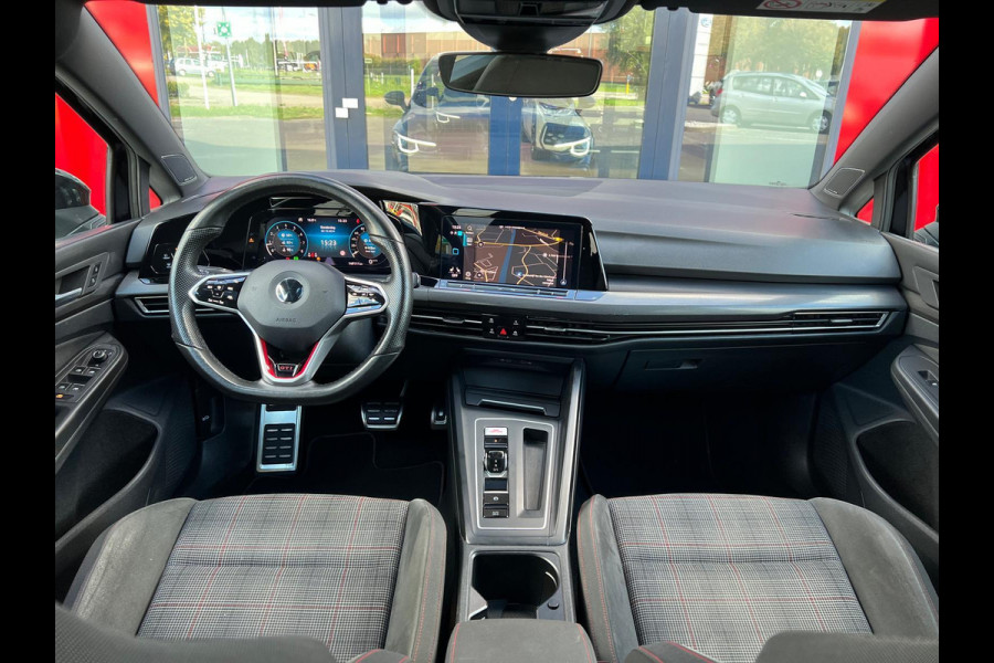 Volkswagen Golf 2.0 TSI GTI Panorama/Keyless