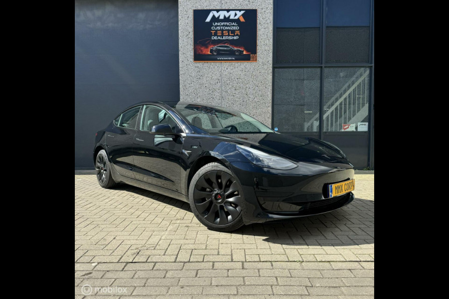 Tesla Model 3 SR+ MiC