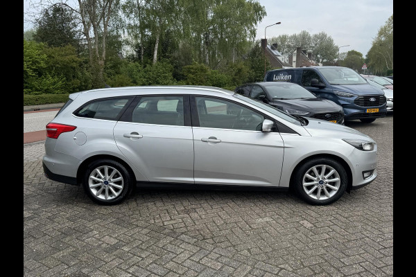 Ford FOCUS Wagon 1.0 Ecoboost Titanium 125pk Navigatie | Stoelverwarming | Achteruitrijcamera | Apple Carplay | Android auto | Voorruit verwarming |