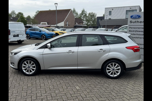 Ford FOCUS Wagon 1.0 Ecoboost Titanium 125pk Navigatie | Stoelverwarming | Achteruitrijcamera | Apple Carplay | Android auto | Voorruit verwarming |
