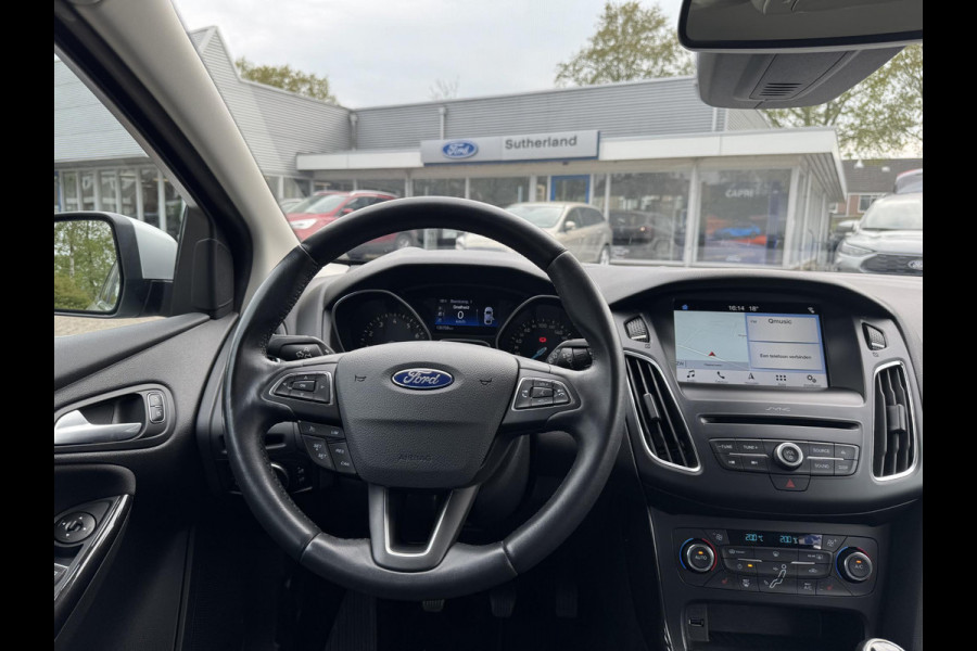 Ford FOCUS Wagon 1.0 Ecoboost Titanium 125pk Navigatie | Stoelverwarming | Achteruitrijcamera | Apple Carplay | Android auto | Voorruit verwarming |
