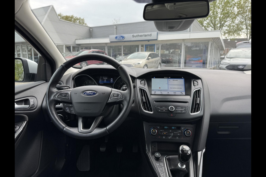 Ford FOCUS Wagon 1.0 Ecoboost Titanium 125pk Navigatie | Stoelverwarming | Achteruitrijcamera | Apple Carplay | Android auto | Voorruit verwarming |