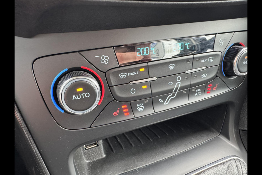 Ford FOCUS Wagon 1.0 Ecoboost Titanium 125pk Navigatie | Stoelverwarming | Achteruitrijcamera | Apple Carplay | Android auto | Voorruit verwarming |