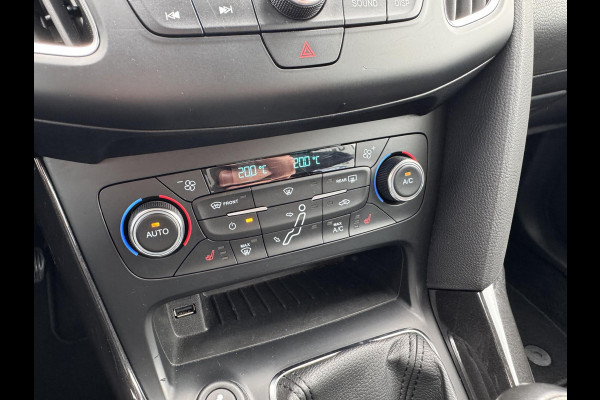 Ford FOCUS Wagon 1.0 Ecoboost Titanium 125pk Navigatie | Stoelverwarming | Achteruitrijcamera | Apple Carplay | Android auto | Voorruit verwarming |