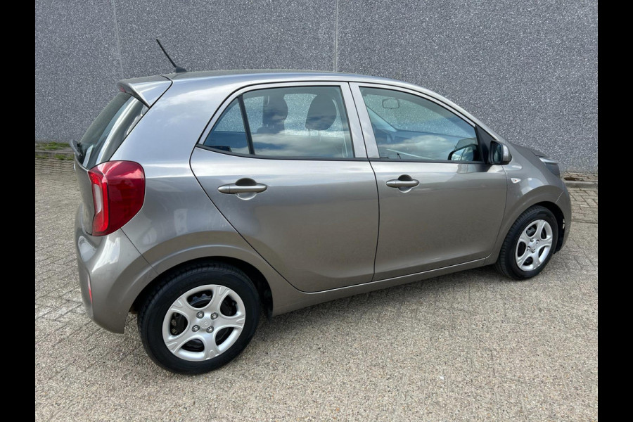 Kia Picanto 1.2 CVVT First Edition | AUTOMAAT | BLUETOOTH | AUX/USB | ISOFIX | 1 JAAR BOVAG-GARANTIE | APK T/M 27-4-2026 | TOPPER