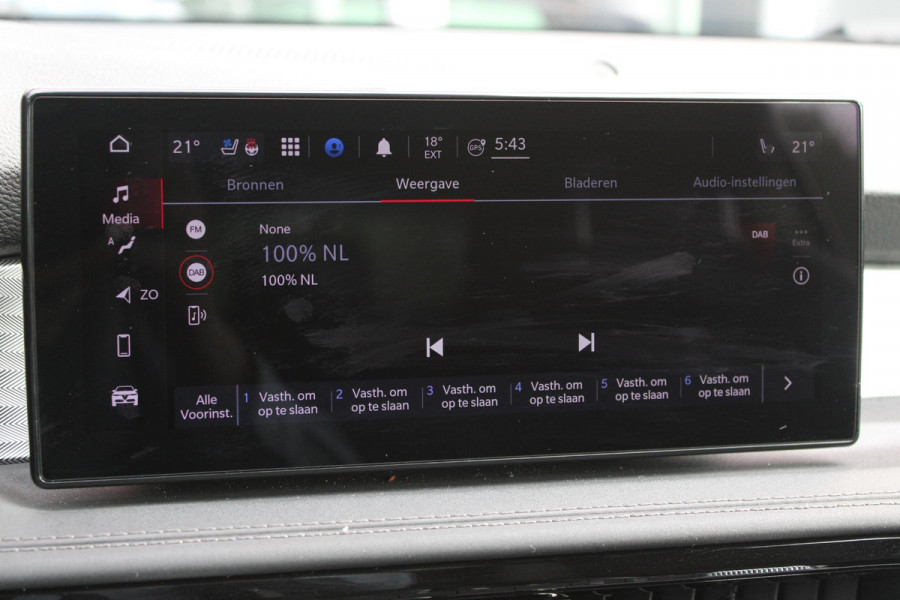 Alfa Romeo Tonale 1.5T 160PK AUTOMAAT Hybrid Ti | NIEUWE AUTO! | ELEKTRISCH BEDIENBARE VOORSTOELEN MET GEHEUGENFUNCTIE | HARMAN EN KARDON AUDIO | FULL LED KOPLAMPEN | 18" LICHTMETALEN VELGEN | CLIMATE CONTROL | NAVIGATIE | DRAADLOZE APPLE CARPLAY/ANDROID AUTO | ADAPTIVE CRUISE CONTROL | STOEL/STUUR VERWARMING | STOEL VENTILATIE | ELEKTRISCH BEDIENBARE ACHTERKLEP | DRAADLOZE TELEFOONLADER | KEYLESS ENTRY/START | PARKEERSENSOREN VOOR + ACHTER | ACHTERUITRIJ CAMERA |