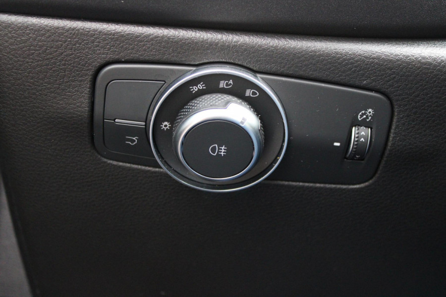 Alfa Romeo Tonale 1.5T 160PK AUTOMAAT Hybrid Ti | NIEUWE AUTO! | ELEKTRISCH BEDIENBARE VOORSTOELEN MET GEHEUGENFUNCTIE | HARMAN EN KARDON AUDIO | FULL LED KOPLAMPEN | 18" LICHTMETALEN VELGEN | CLIMATE CONTROL | NAVIGATIE | DRAADLOZE APPLE CARPLAY/ANDROID AUTO | ADAPTIVE CRUISE CONTROL | STOEL/STUUR VERWARMING | STOEL VENTILATIE | ELEKTRISCH BEDIENBARE ACHTERKLEP | DRAADLOZE TELEFOONLADER | KEYLESS ENTRY/START | PARKEERSENSOREN VOOR + ACHTER | ACHTERUITRIJ CAMERA |