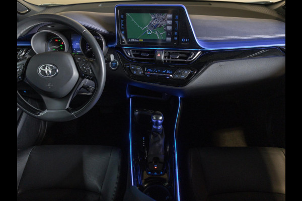 Toyota C-HR 1.8 Hybrid Bi-Tone Plus / 122pk / Dodehoek herkenning / Adaptieve cruise / Achteruitrij camera /