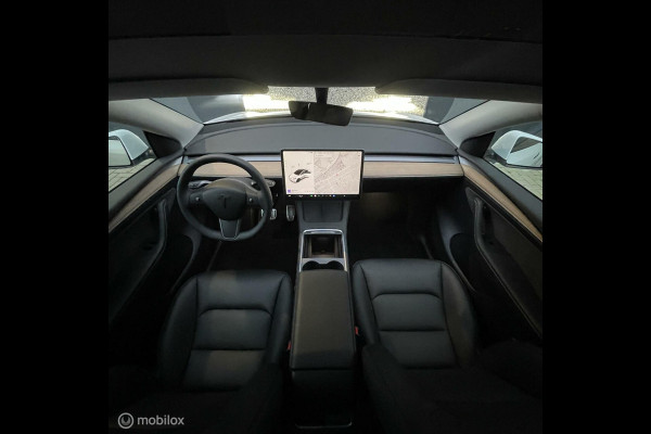 Tesla Model Y 2023 WIT RWD 2023 20" VELGEN MMX PACK