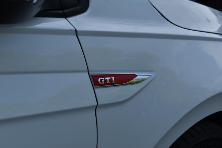 Volkswagen Polo 2.0 TSI GTI Lane Virtual Clima DCC Stoel.vw
