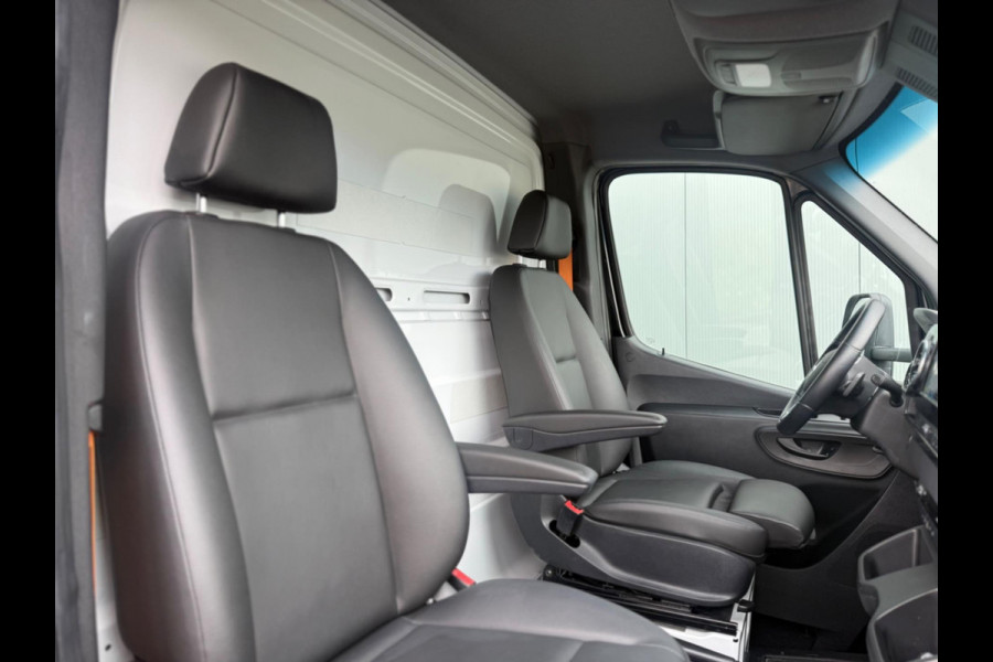 Mercedes-Benz Sprinter 519 | Oprijwagen | Autoambulance | gesloten cabine | Led | ACC | Autotransporter