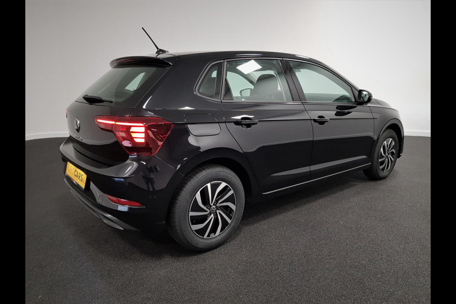 Volkswagen Polo 1.0 TSI Life DSG | Navigatie | Digitale Cockpit | Airco | Parkeer sensoren V+A | LED | Lichtmetalen Velgen