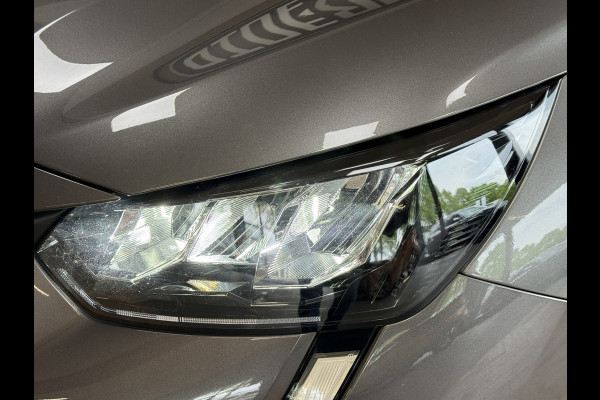 Peugeot 208 1.2 PT 100pk Allure Pack | Apple Carplay | ACC | Stoelverwarming | 360 Camera | PDC | Dealer Onderhouden!