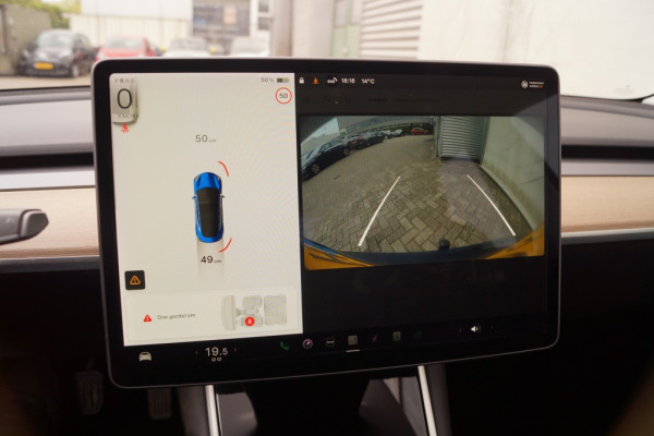 Tesla Model 3 Standard RWD Plus 60kWh -TREKHAAK-LEER-PANO-