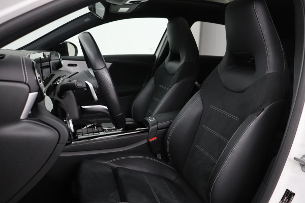 Mercedes-Benz A-Klasse 250e AMG | Panoramadak | Stoelverwarming | Carplay | Navigatie | Full LED | Half leder | Sportstoelen | Park Assist