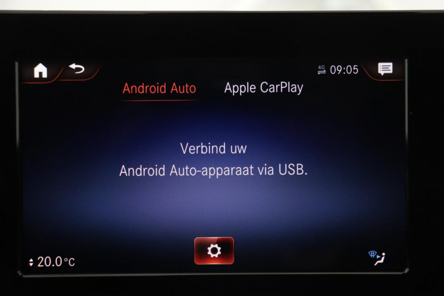 Mercedes-Benz A-Klasse 250e AMG | Panoramadak | Stoelverwarming | Carplay | Navigatie | Full LED | Half leder | Sportstoelen | Park Assist